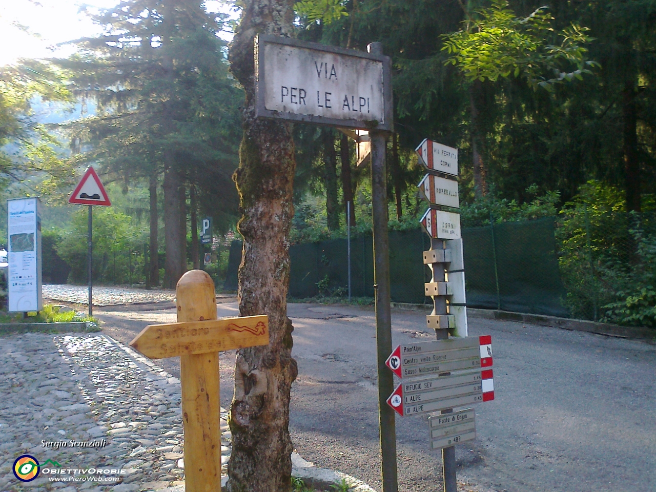 01 Partenza Fonte Gajum.jpg